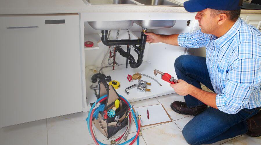 Professional septic tank pumping in Round Mountain, NV